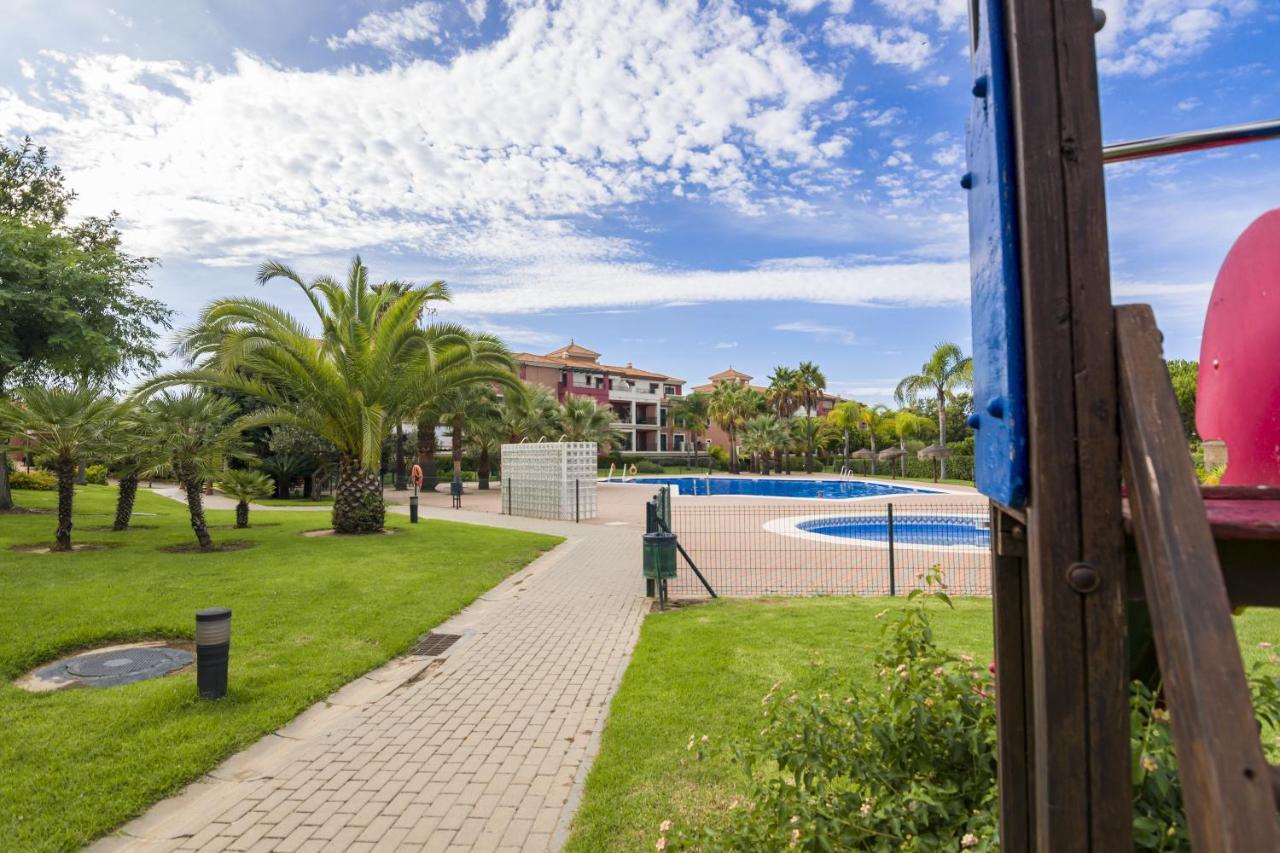 Prado Golf By H Apartment Isla Canela Luaran gambar