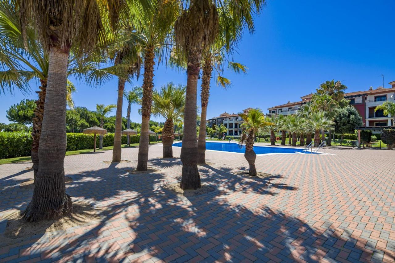 Prado Golf By H Apartment Isla Canela Luaran gambar